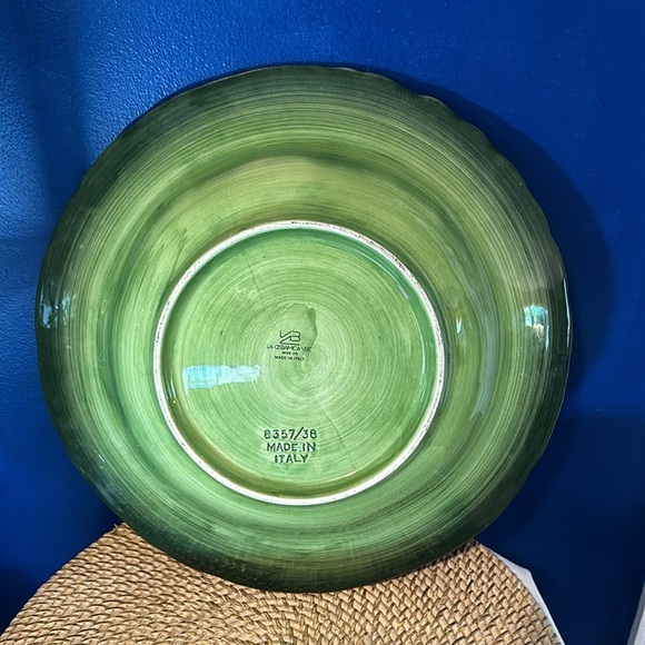 La Ceramica Numbered Made in Italy Raised Leaf Textured Pattern Serving Bowl - Picture 3 of 6